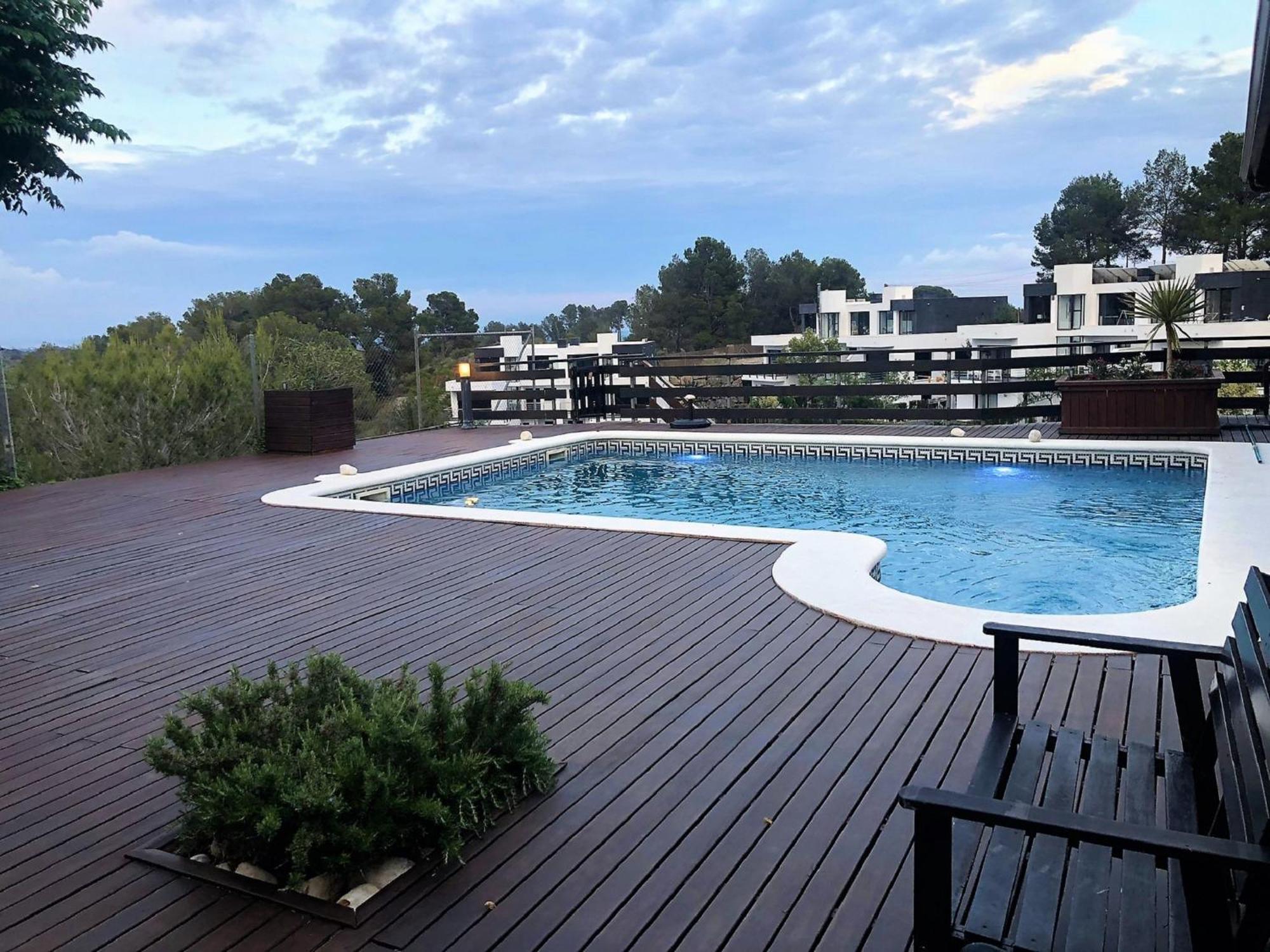Villa Du Lac Speciale Pour Famille Avec Enfant Riudecanyes Luaran gambar