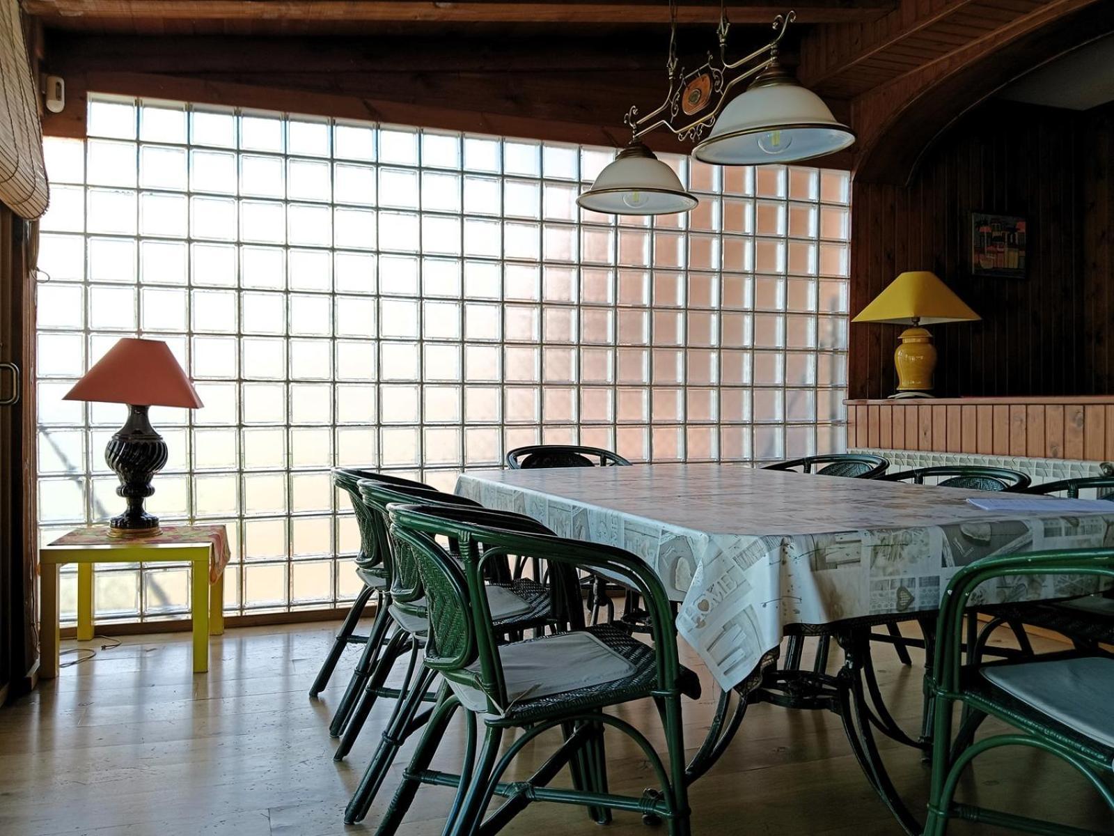Villa Du Lac Speciale Pour Famille Avec Enfant Riudecanyes Luaran gambar